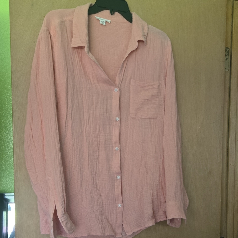 Beachlunchlounge Blush Button-Up Top